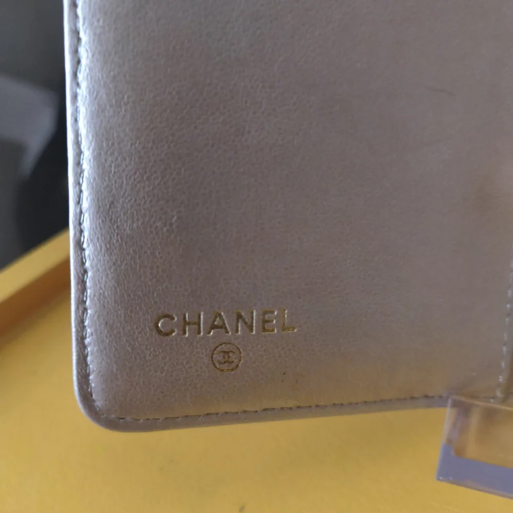 CHANEL Pink Camellia Embossed Compact Wallet W Chain 2010 - Picture 5 of 9